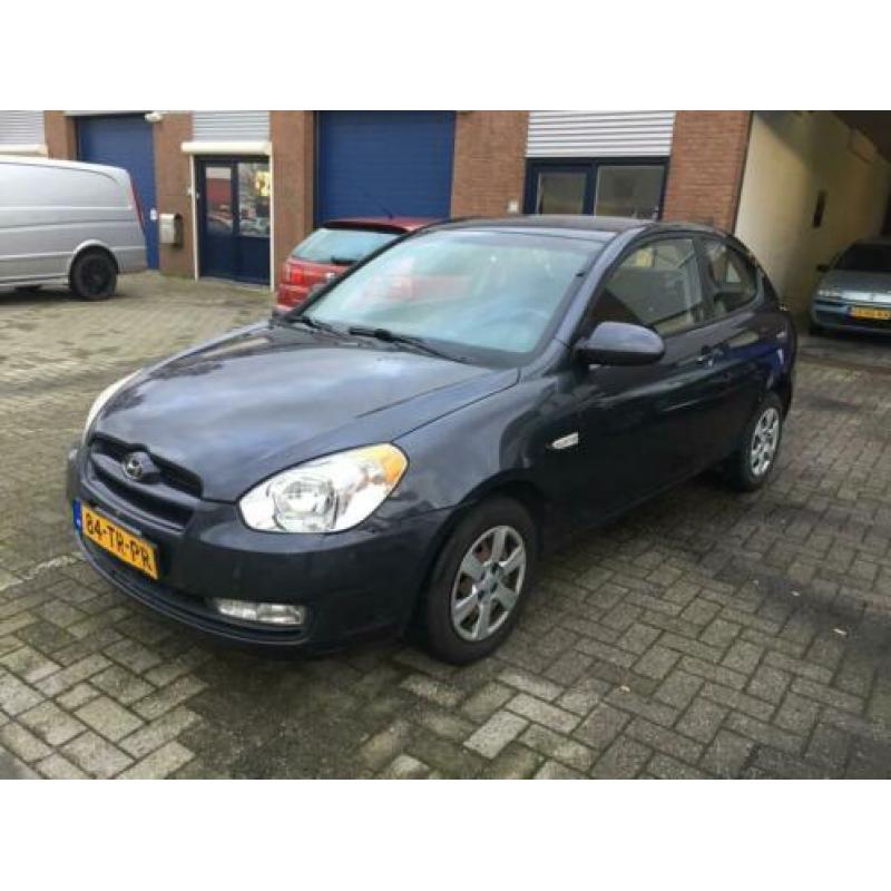 Hyundai Accent 1.4 NIEUWE APK (NAP)