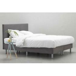 Wehkamp Boxspring Bed 140 x 200 cm grijs