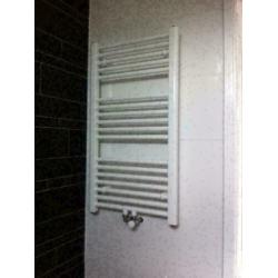 Design radiator 50 cm breed x 92 cm hoog in het wit