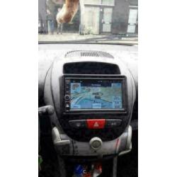 Toyota Aygo radio navigatie android 9.0 usb wifi dab+ carkit