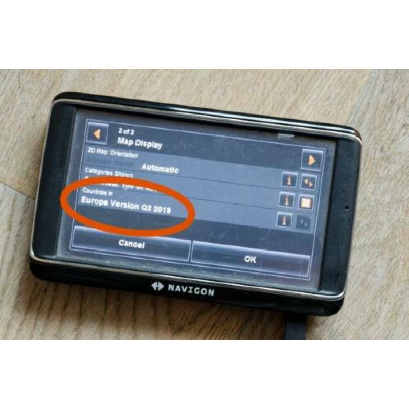 Navigon 70 Plus GPS with updated Europe maps (Q2 2019)
