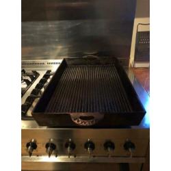 Zware forse gietijzeren grill-braadslede, topkwaliteit.