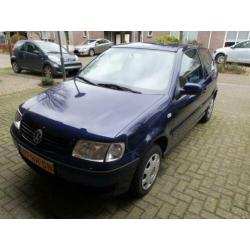 Volkswagen Polo 1.4 44KW 2001 Blauw