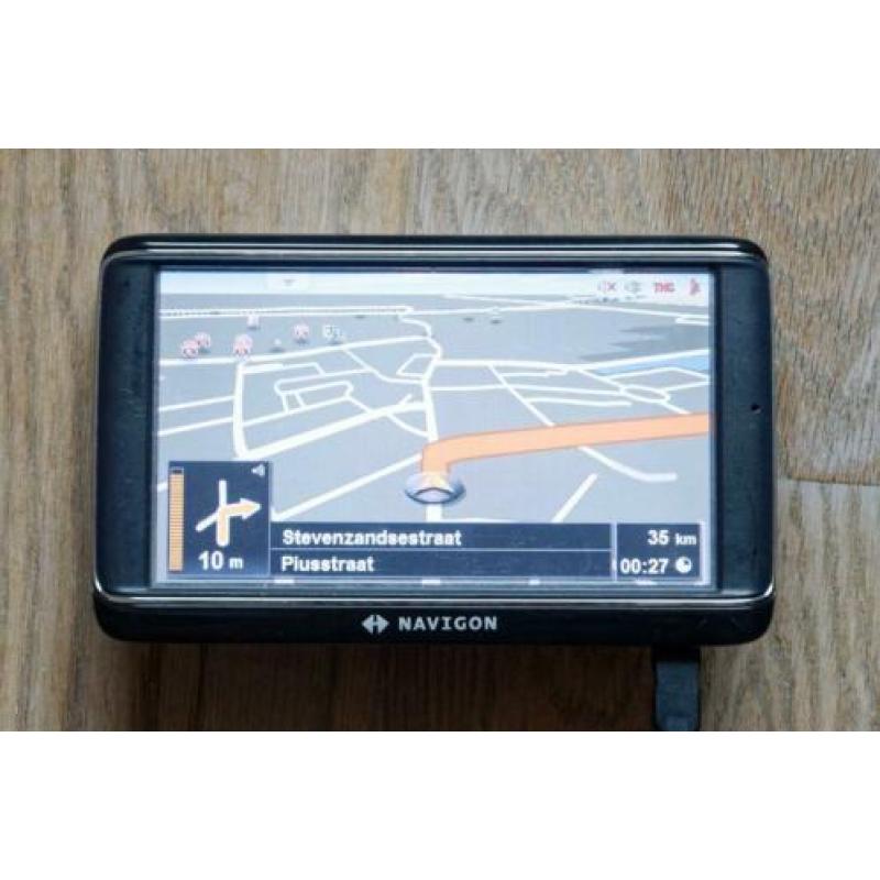 Navigon 70 Plus GPS with updated Europe maps (Q2 2019)