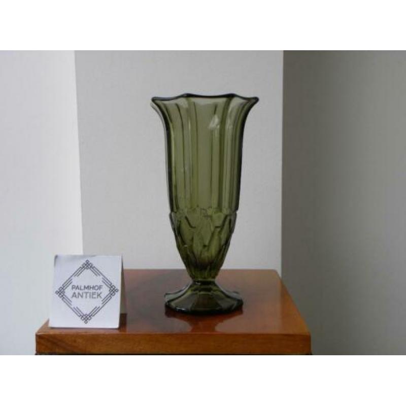 Art deco Vaas Boheems groen/relief AANBIEDING