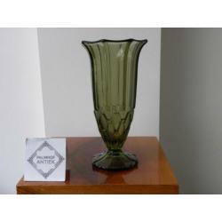 Art deco Vaas Boheems groen/relief AANBIEDING