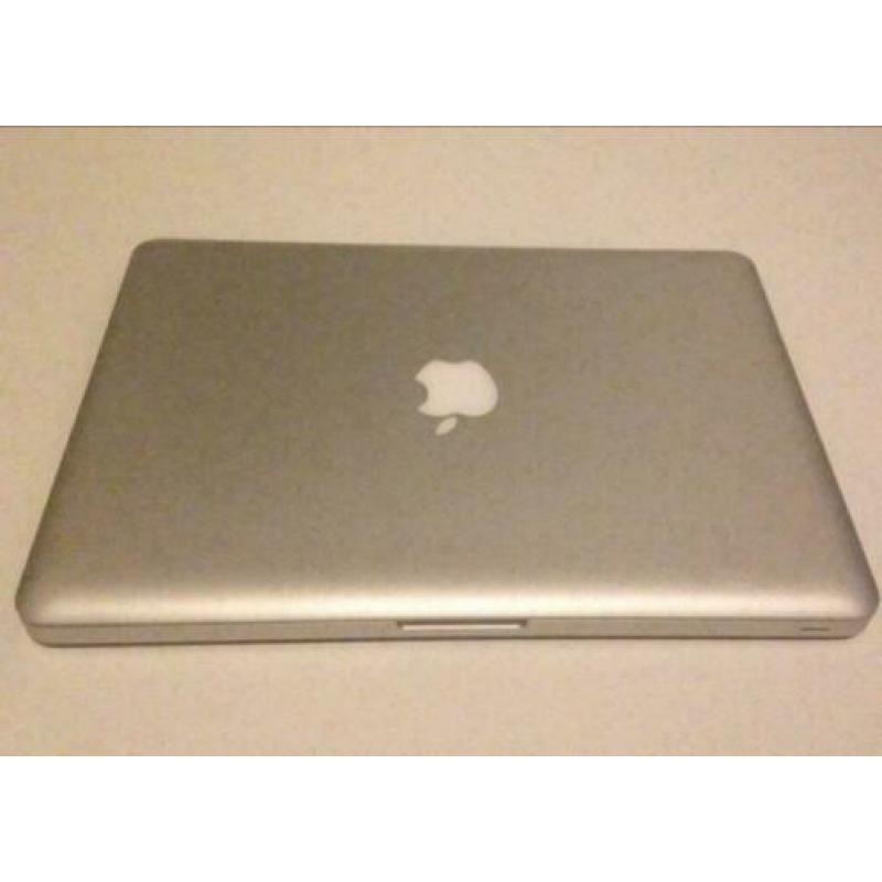 MacBook pro 13" inch 2011 accu 4 laadcyclus + nieuwe lader