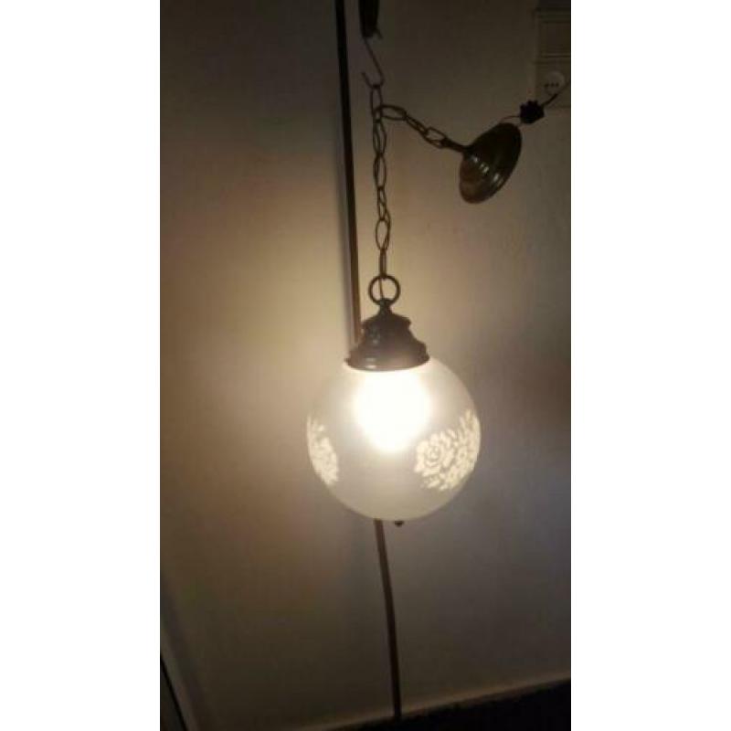 Hanglamp met matglazen bol