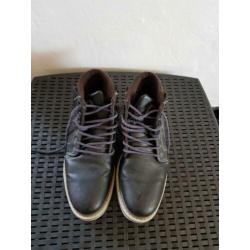 Halfhoge heren schoenen mt 43