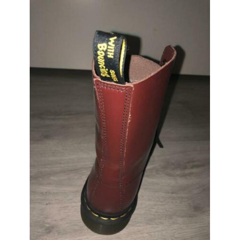 Dr. Martens Smooth 1490