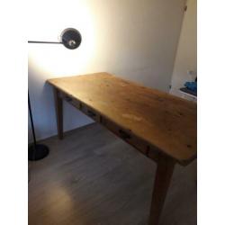 Houten tafel