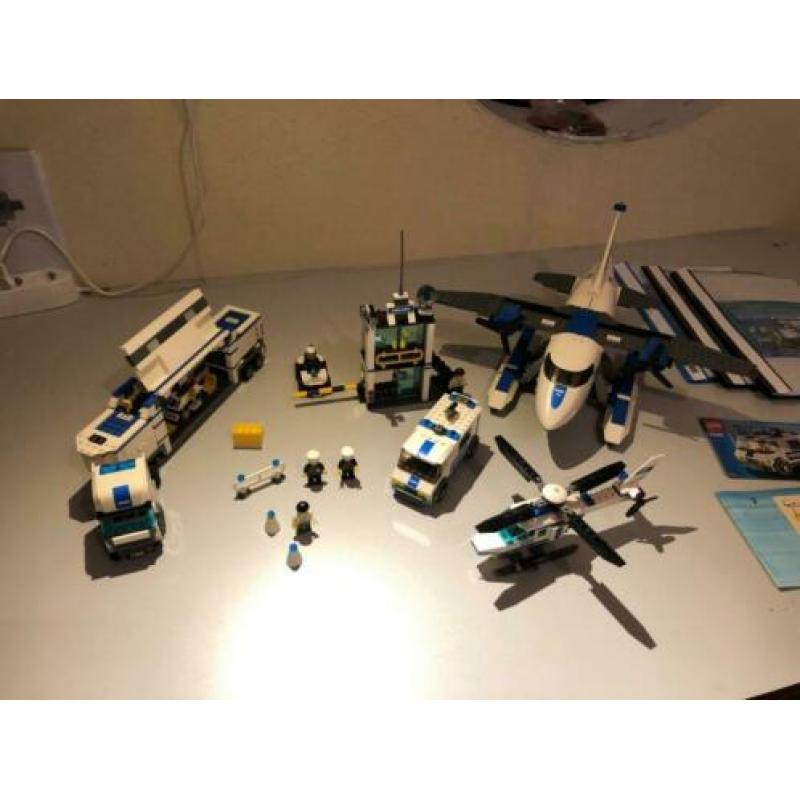 LEGO City politie voertuigen (7723, 7741, 7743, 7244)