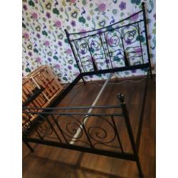 Ikea Noresund 2-persoons zwart metalen bedframe 160*200