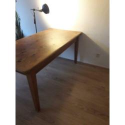 Houten tafel