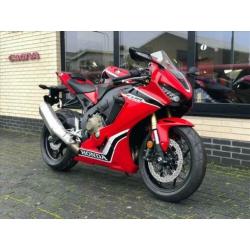 Honda CBR 1000 RR ABS - ‘20 - 0km - SC 77 - BTW MOTOR