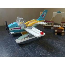 Lego friends nr: 3063 watervliegtuig