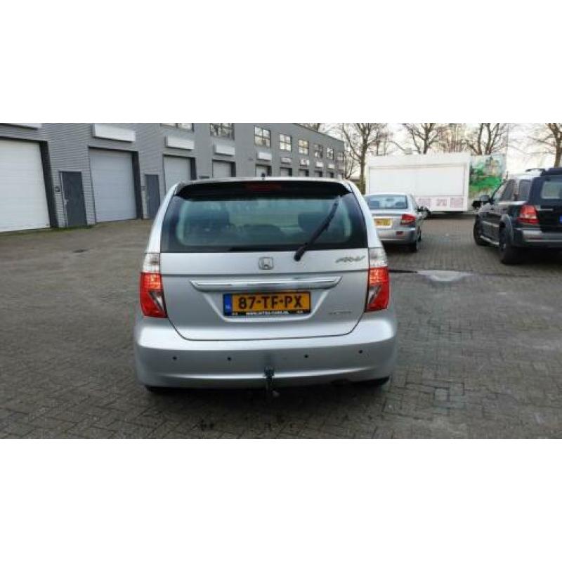 Honda FR-V 2.2 CTDi Comfort Nette en goed rijdende 6 persoon