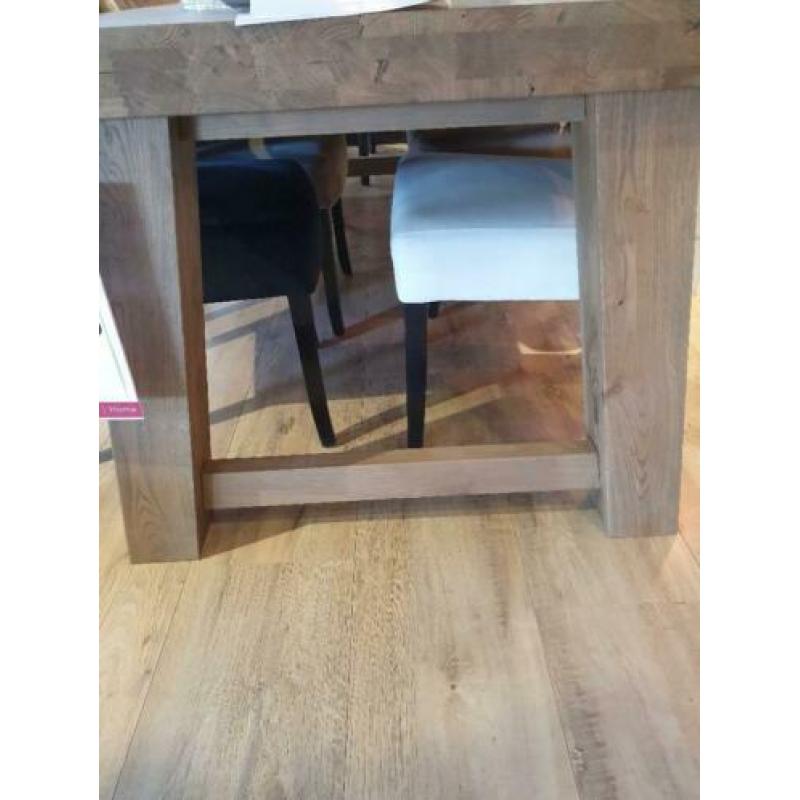 Eettafel: Diningtable Yukon rechte poot hout 240*100