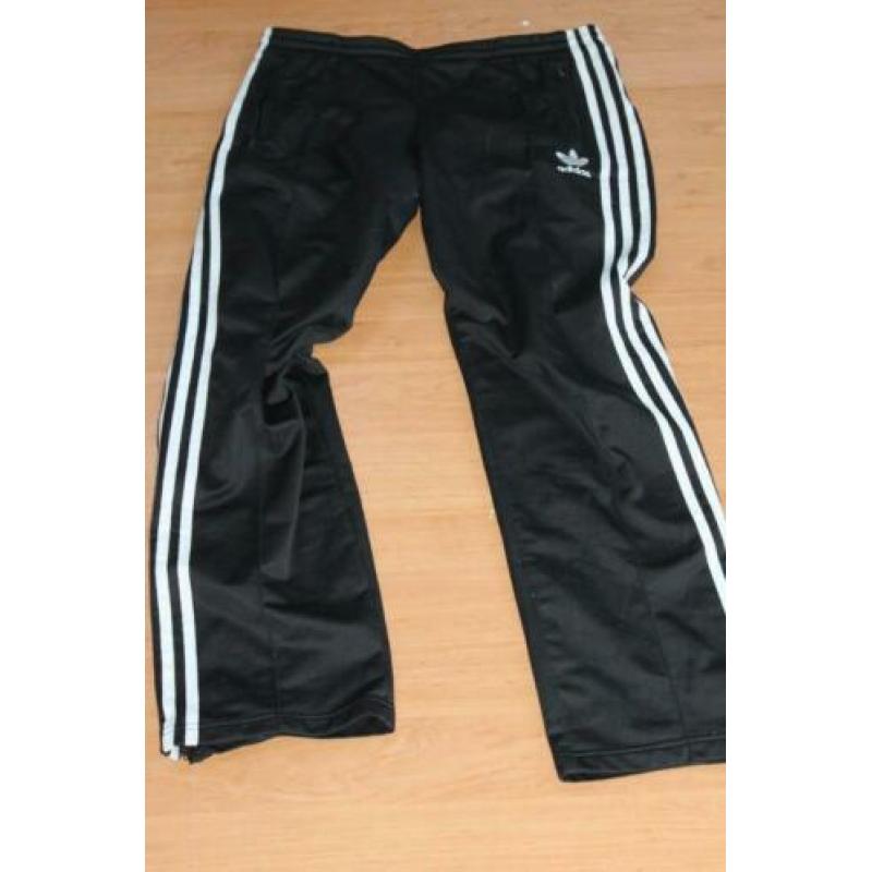 Adidas broek maat m