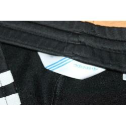 Adidas broek maat m