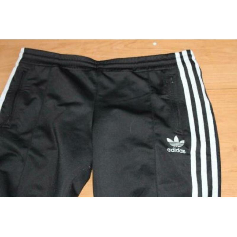 Adidas broek maat m