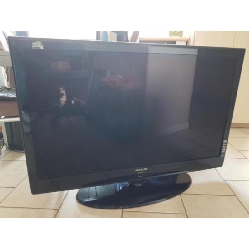 Defecte Samsung LCD TV 117cm LE46M86BD Type TU46EO