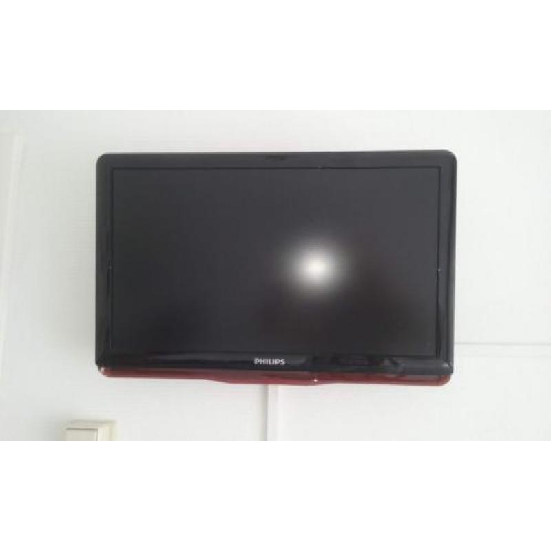 Kleine Philips TV (56 cm) voor slaapkamer of camping