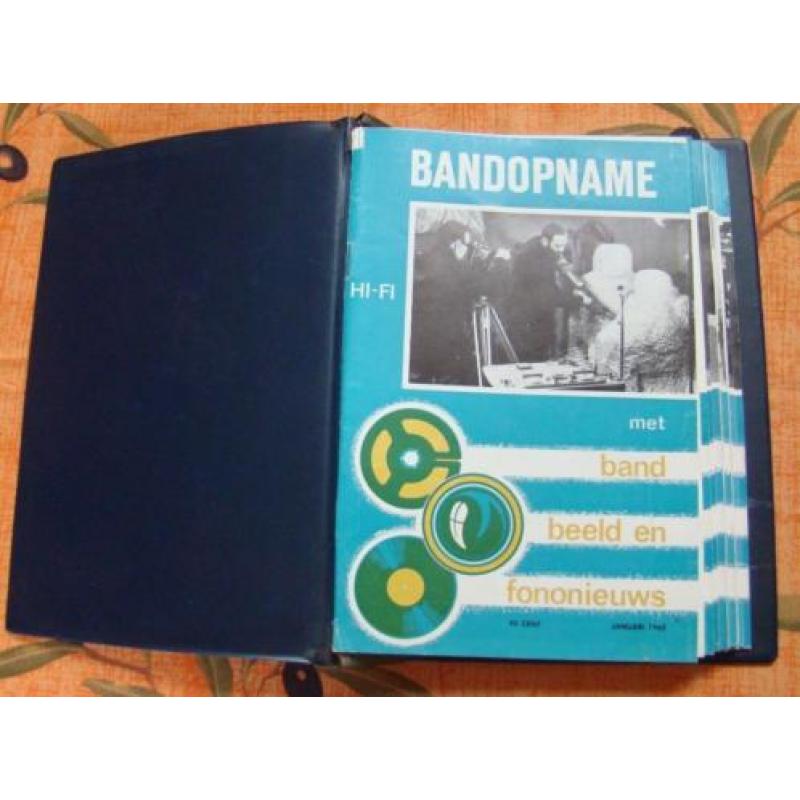 te koop 2x bandopname boeken van 1965+ 66