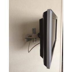 PHILIPS HD tv 70cm doorsnee incl. beugel Vogels